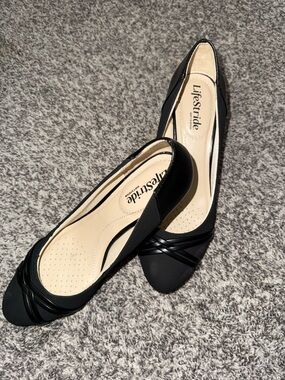 Life Stride Black Women's Slip-On 3” heels